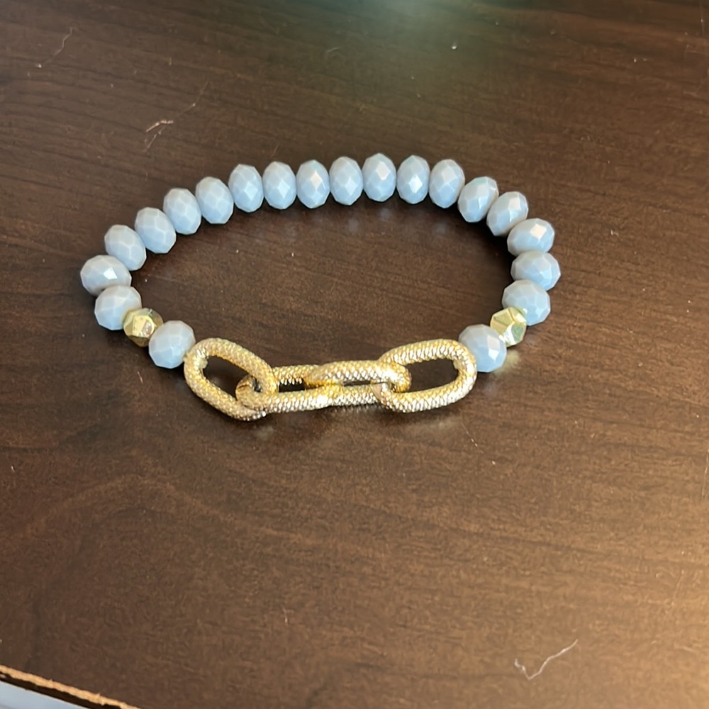 Beaded stretch bracelet